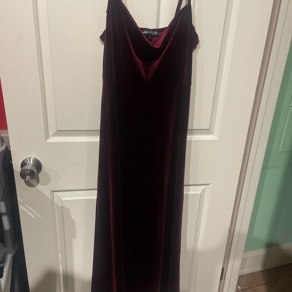 Velvet Red California Bay Co Long Dress size small - Picture 8 of 9